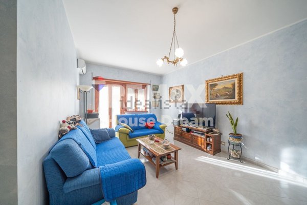 appartamento in vendita a Roma in zona Case Rosse