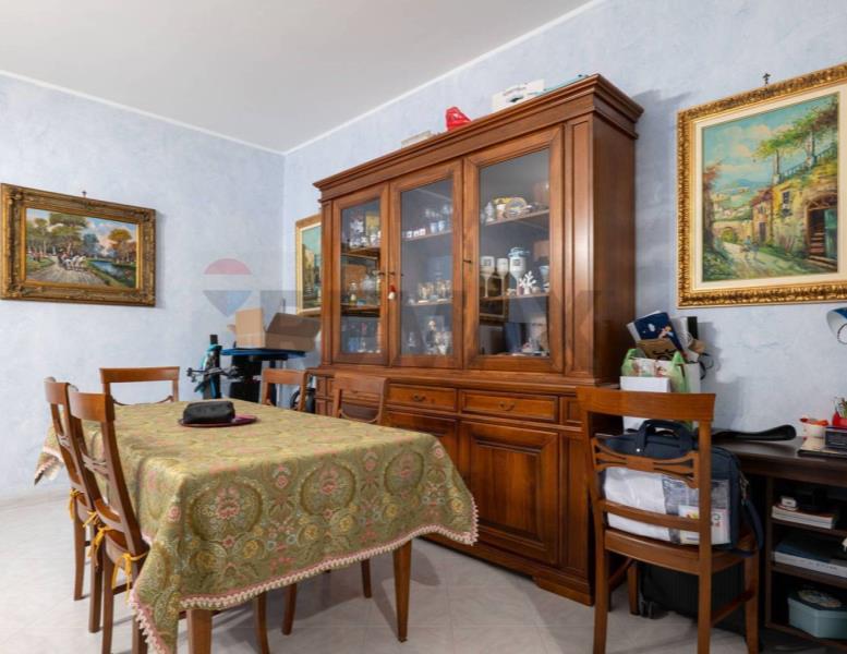 appartamento in vendita a Roma in zona Case Rosse