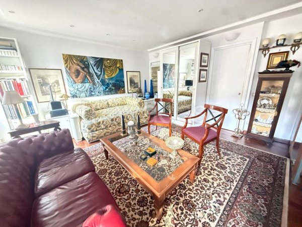 appartamento in vendita a Roma in zona Rione Monti/Campitelli