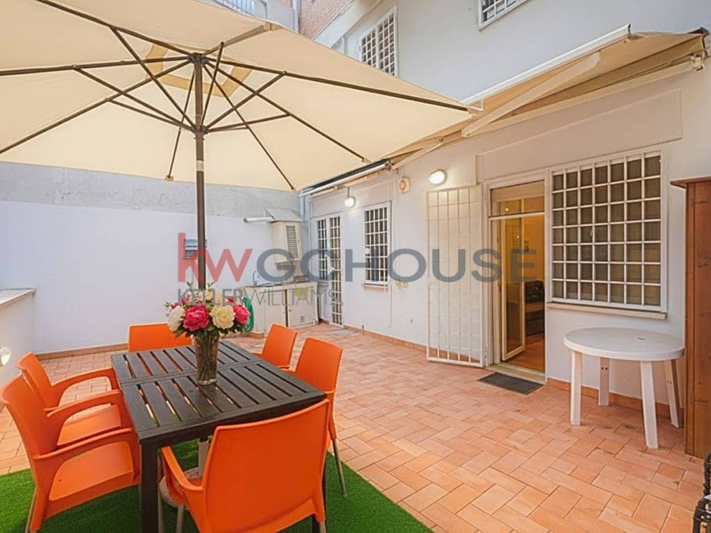 appartamento in vendita a Roma in zona Tor di Quinto