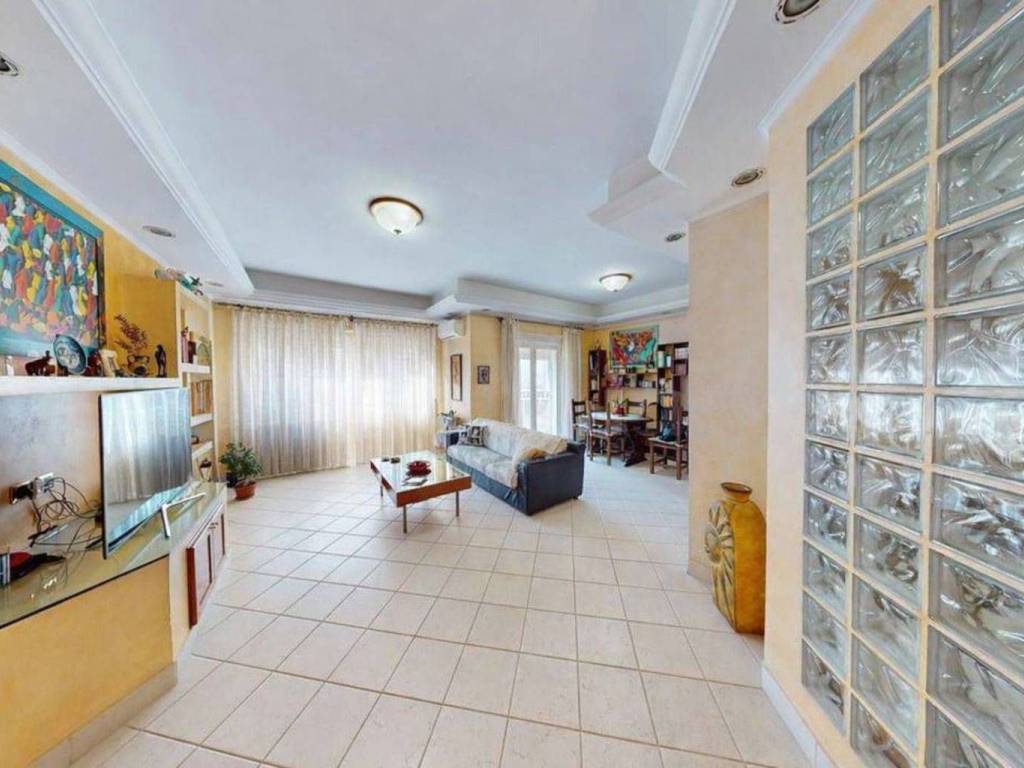 appartamento in vendita a Roma in zona Prenestino-Labicano