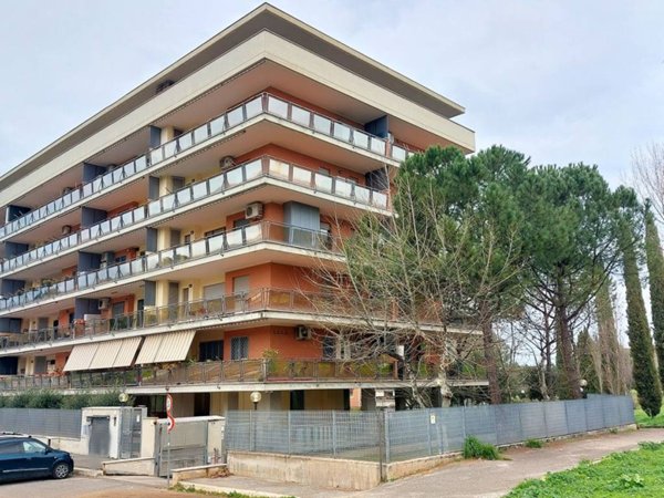 appartamento in vendita a Roma in zona Ponte di Nona