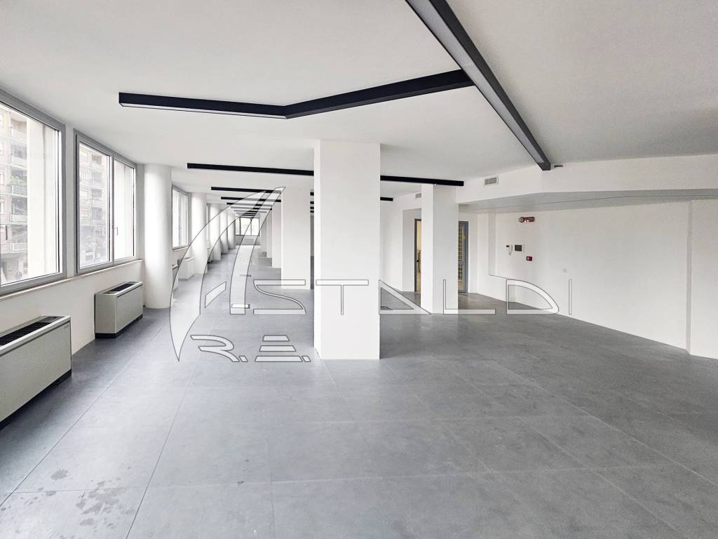 ufficio in vendita a Roma in zona Trastevere