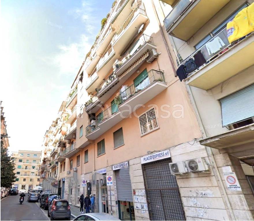 appartamento in vendita a Roma in zona Prenestino-Labicano
