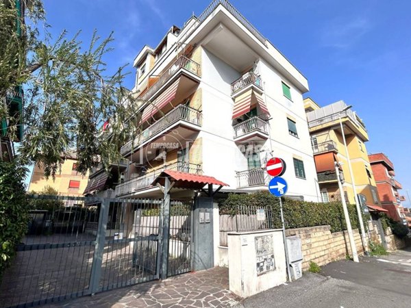 appartamento in vendita a Roma in zona Alessandrino