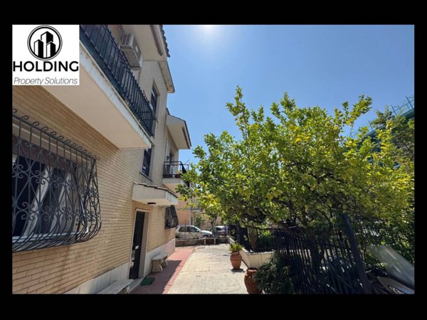 appartamento in vendita a Roma in zona Giuliano Dalmata