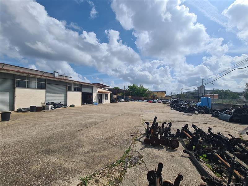 terreno edificabile in vendita a Roma in zona Portuense