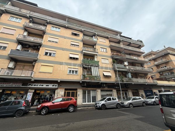 appartamento in vendita a Roma in zona Celio