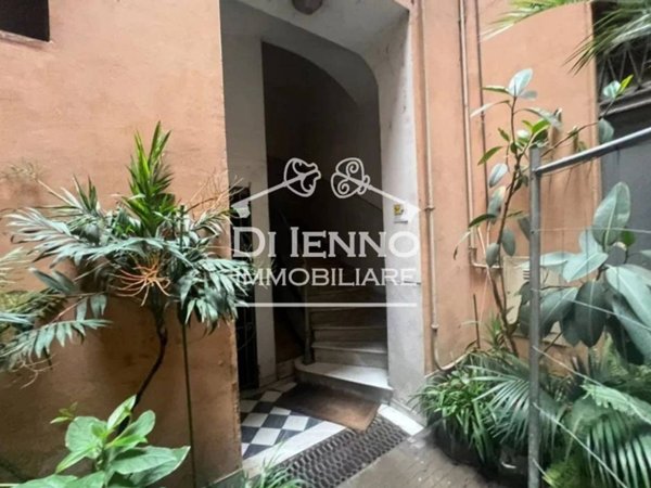 appartamento in vendita a Roma in zona Parione/Sant'Eustachio