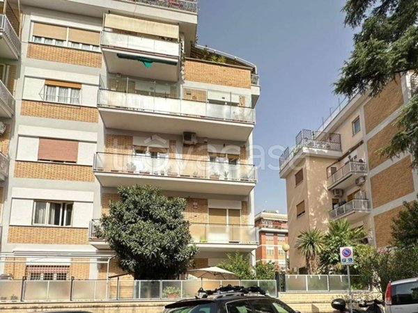 appartamento in vendita a Roma in zona Gianicolense