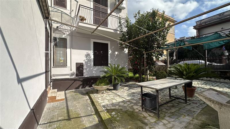 appartamento in vendita a Roma in zona Tor Vergata/Torrenova