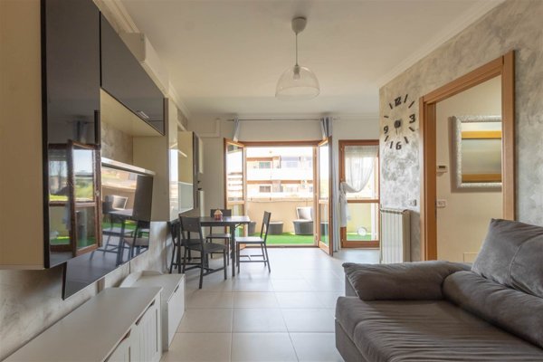 appartamento in vendita a Roma in zona Ponte di Nona