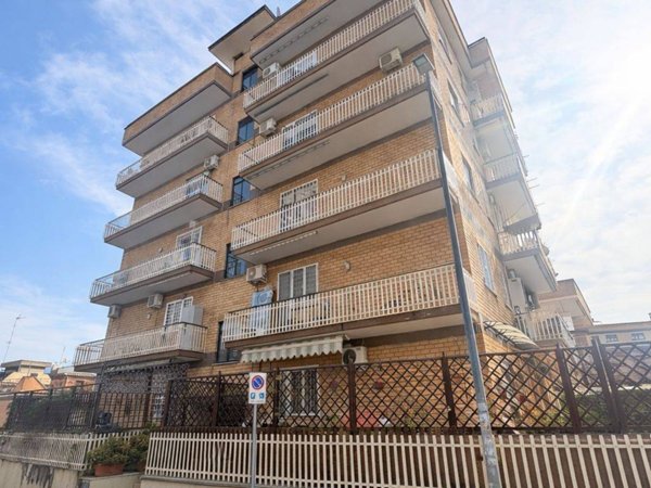 appartamento in vendita a Roma in zona Fidene