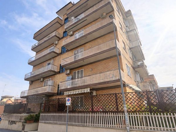 appartamento in vendita a Roma in zona Fidene
