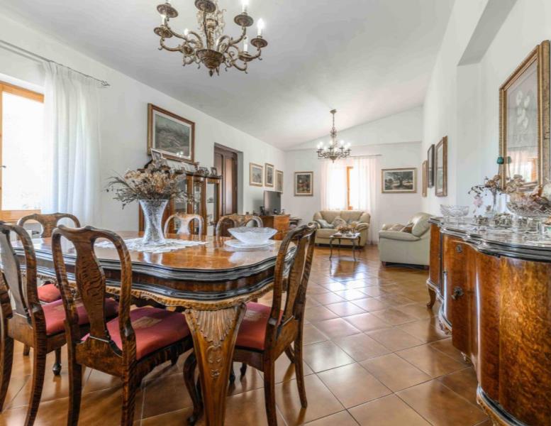 casa indipendente in vendita a Roma in zona Casal Monastero