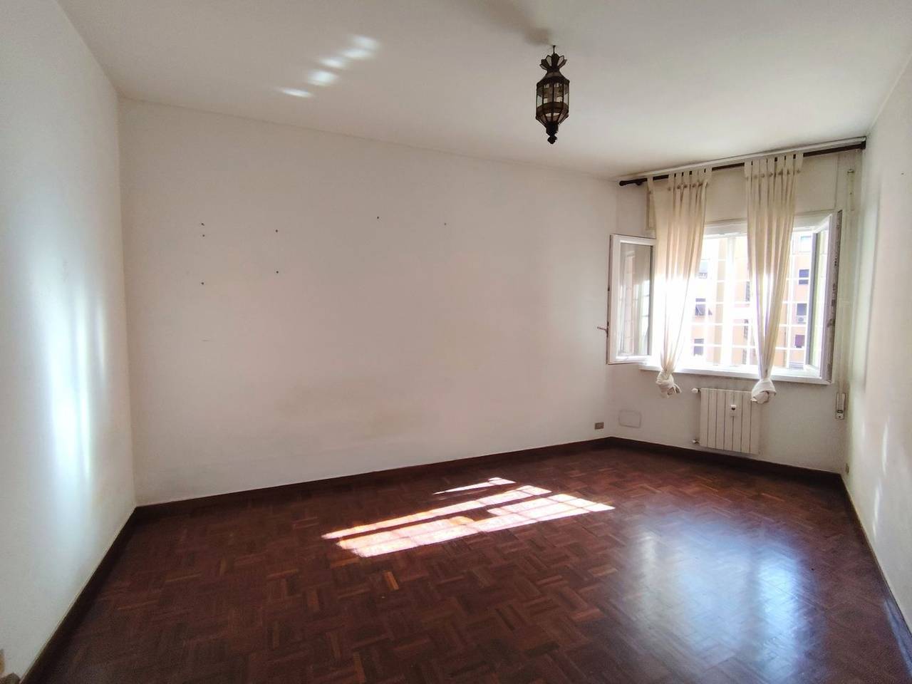 appartamento in vendita a Roma in zona Nomentano