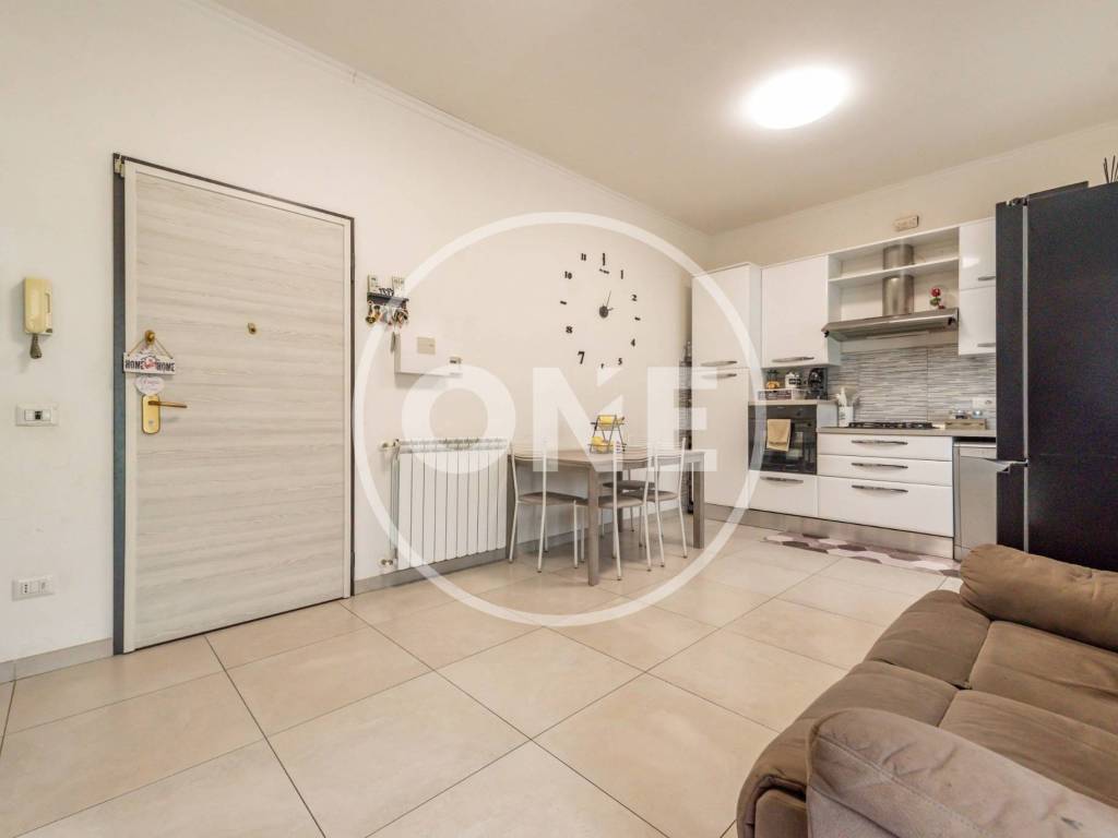 appartamento in vendita a Roma in zona Lunghezza