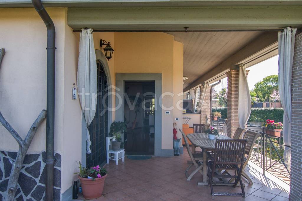 casa indipendente in vendita a Roma in zona EUR