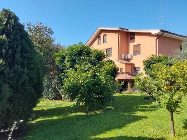 casa indipendente in vendita a Roma in zona Tor Sapienza