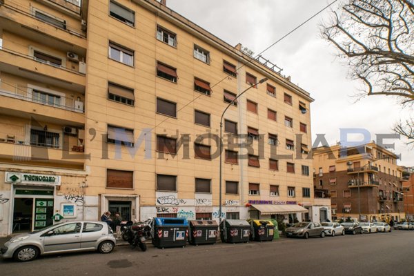appartamento in vendita a Roma in zona Gianicolense
