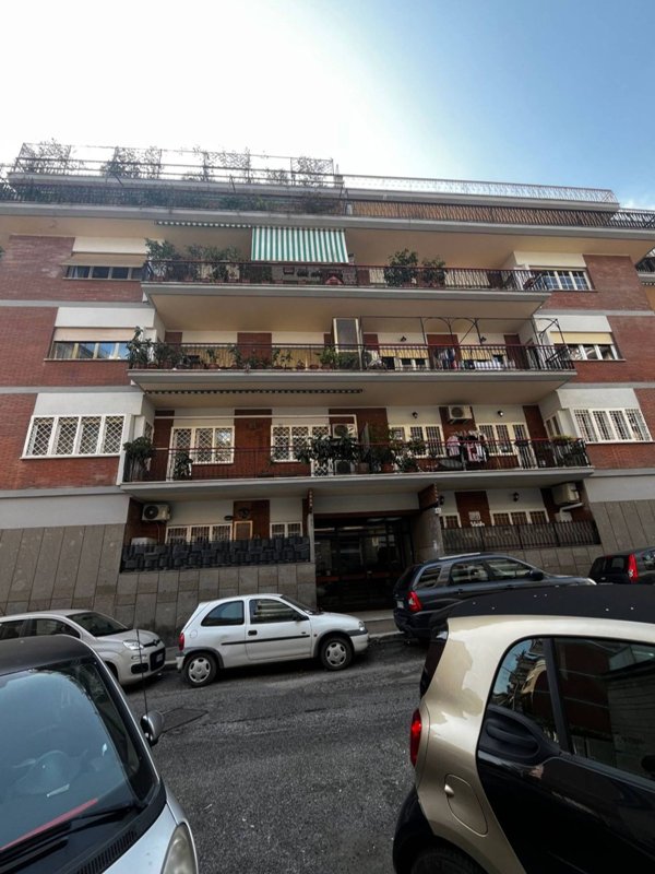appartamento in vendita a Roma in zona Gianicolense