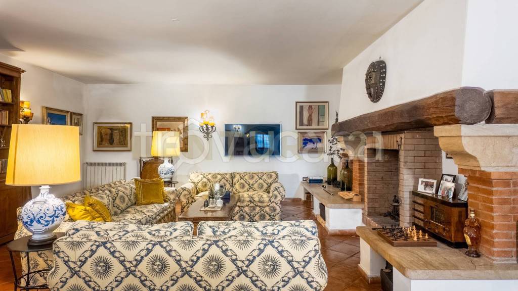 casa indipendente in vendita a Roma in zona Castel di Guido