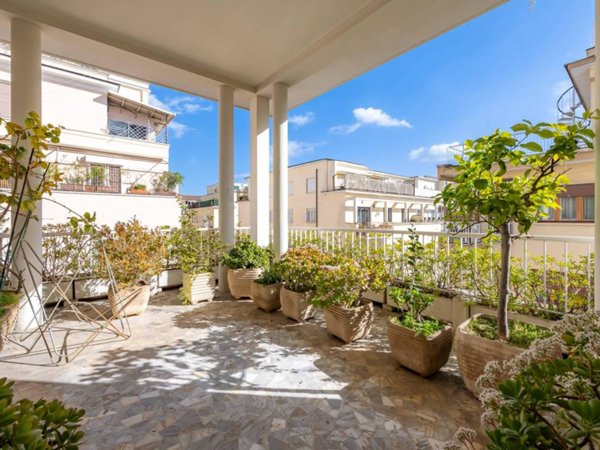 appartamento in vendita a Roma in zona Parioli