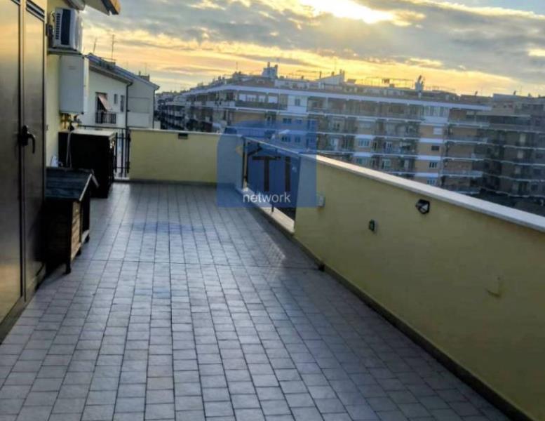 appartamento in vendita a Roma in zona Ostia