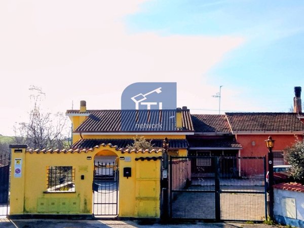 appartamento in vendita a Roma in zona Giuliano Dalmata