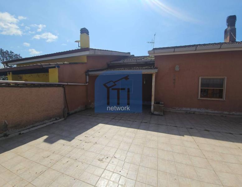 appartamento in vendita a Roma in zona Giuliano Dalmata