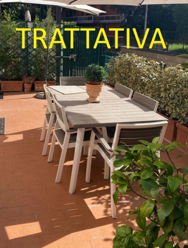 appartamento in vendita a Roma in zona Tomba di Nerone