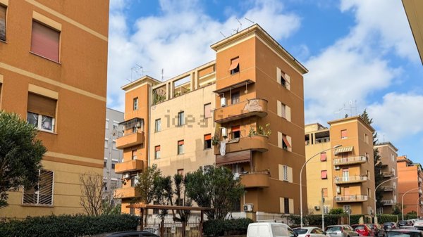 appartamento in vendita a Roma in zona Portuense