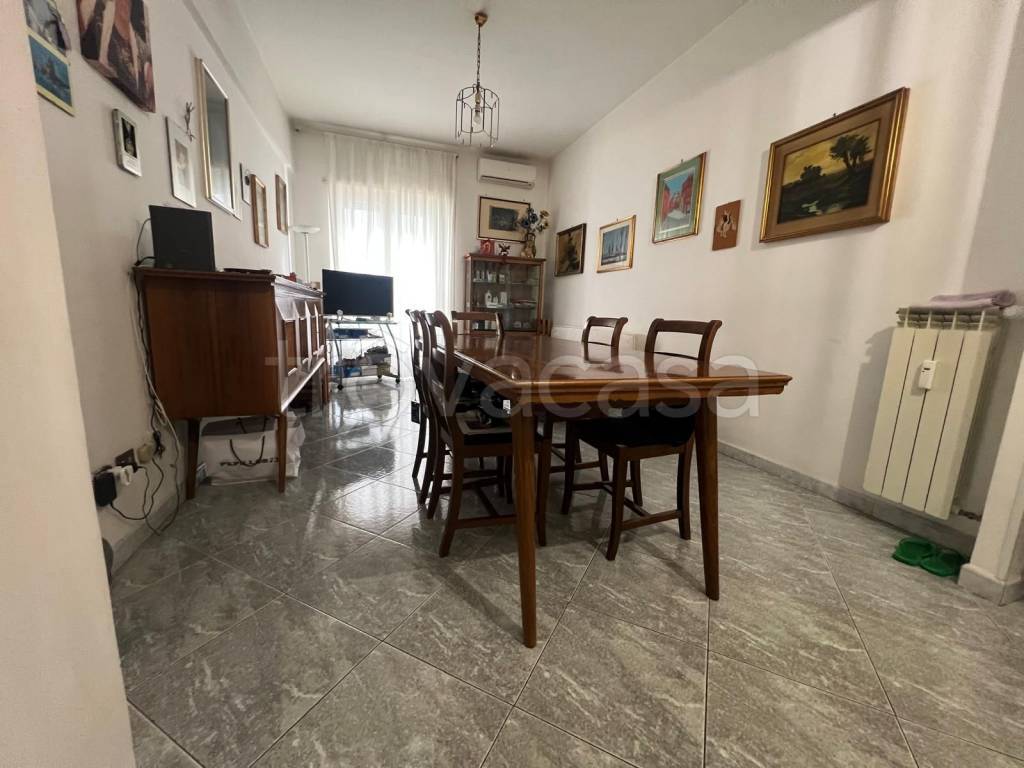 appartamento in vendita a Roma in zona Portuense
