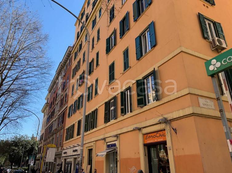 appartamento in vendita a Roma in zona Appio Latino