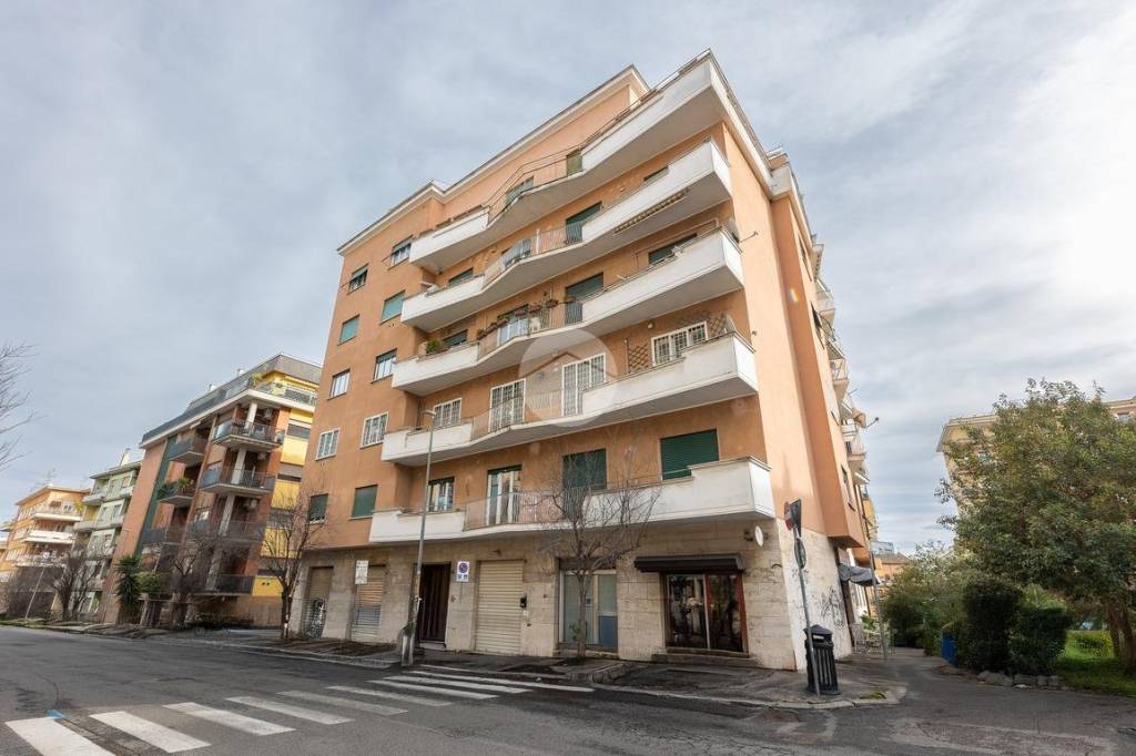 appartamento in vendita a Roma