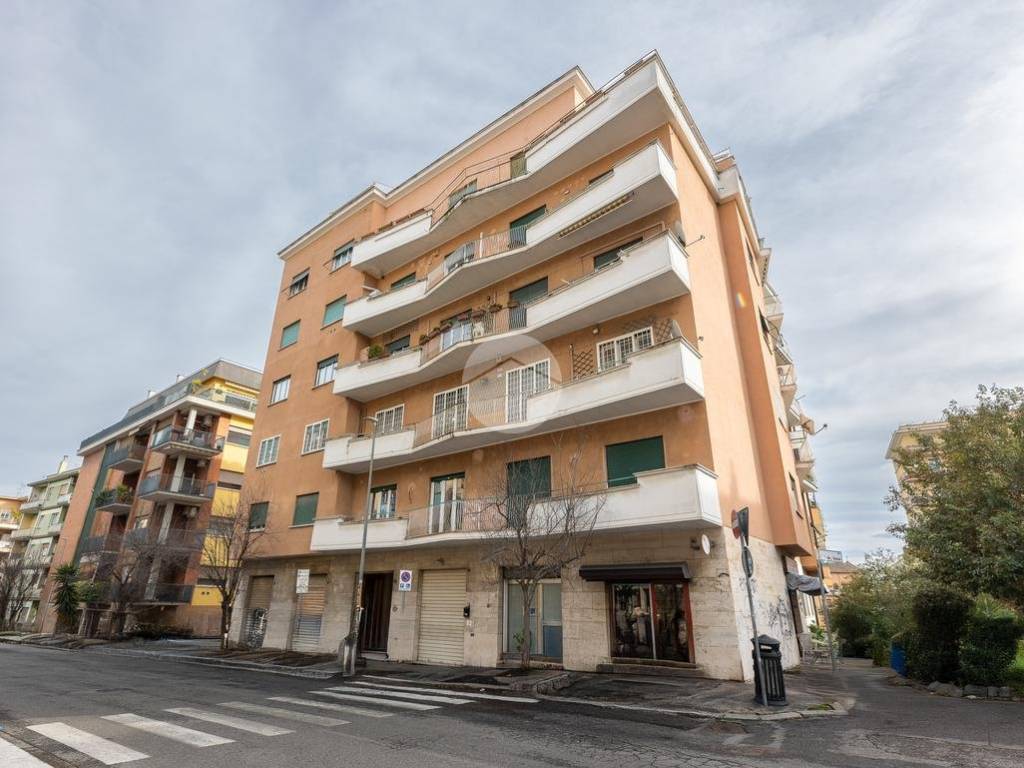 appartamento in vendita a Roma