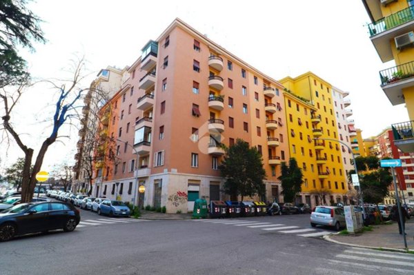 appartamento in vendita a Roma in zona Tuscolano