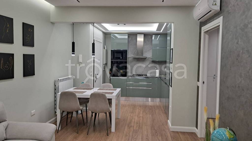 appartamento in vendita a Roma in zona Gianicolense