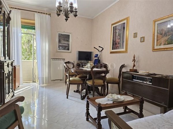 appartamento in vendita a Roma in zona Ardeatino