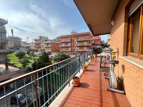 appartamento in vendita a Roma in zona Casalotti