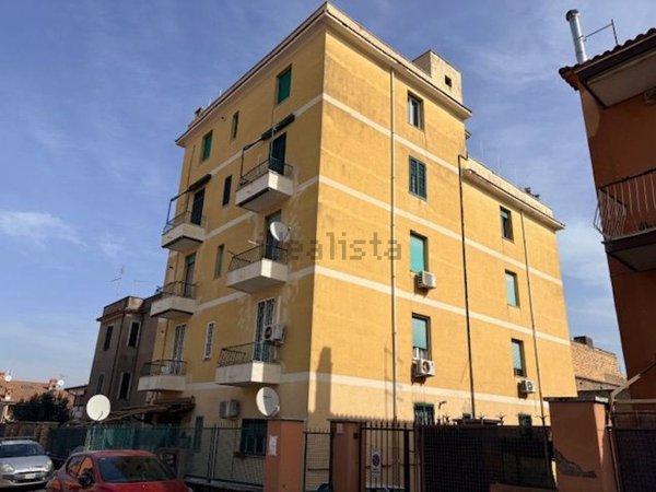 appartamento in vendita a Roma in zona Alessandrino