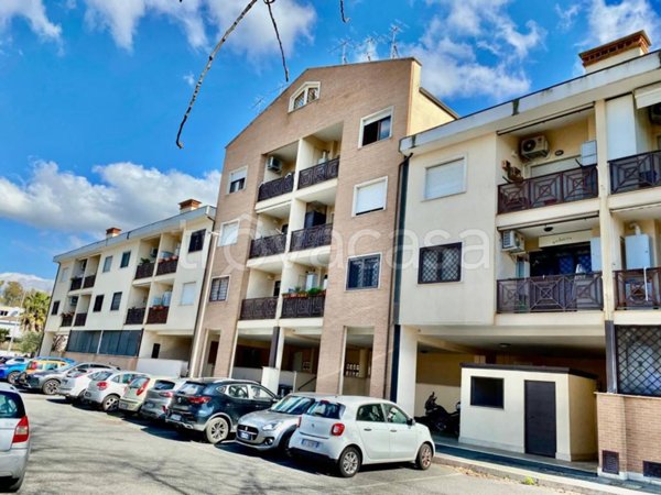 appartamento in vendita a Roma in zona Infernetto
