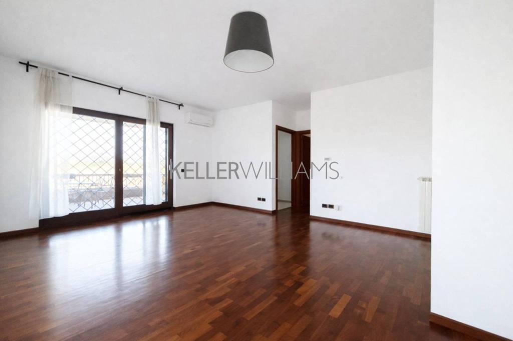 appartamento in vendita a Roma in zona Mezzocammino
