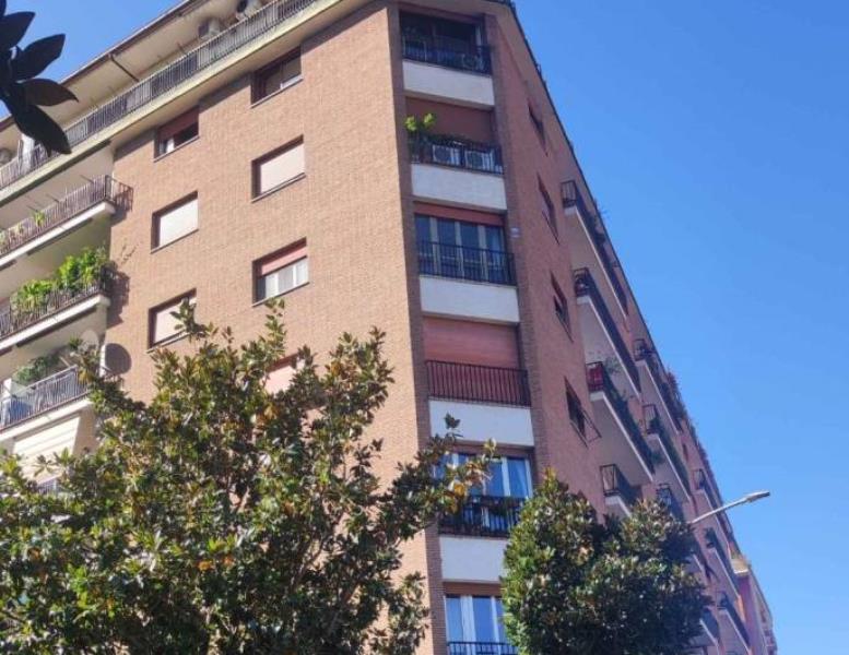 appartamento in vendita a Roma in zona Prenestino-Labicano