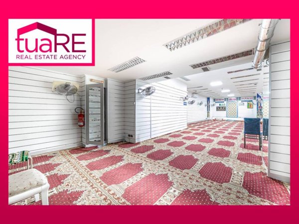 negozio in vendita a Roma in zona Esquilino