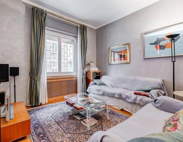 appartamento in vendita a Roma in zona Appio Latino