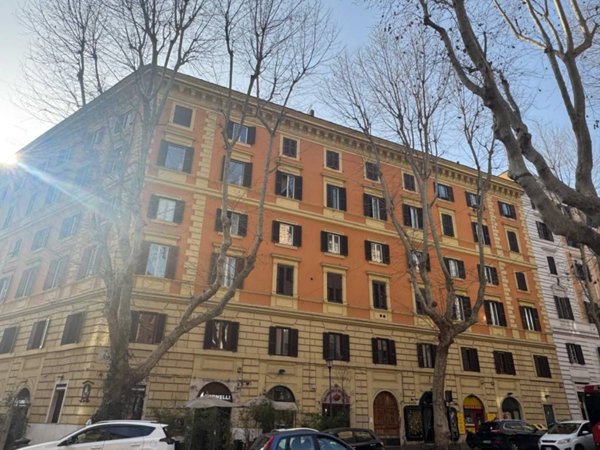 appartamento in vendita a Roma in zona Esquilino
