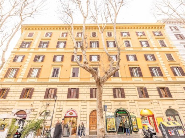 appartamento in vendita a Roma in zona Esquilino