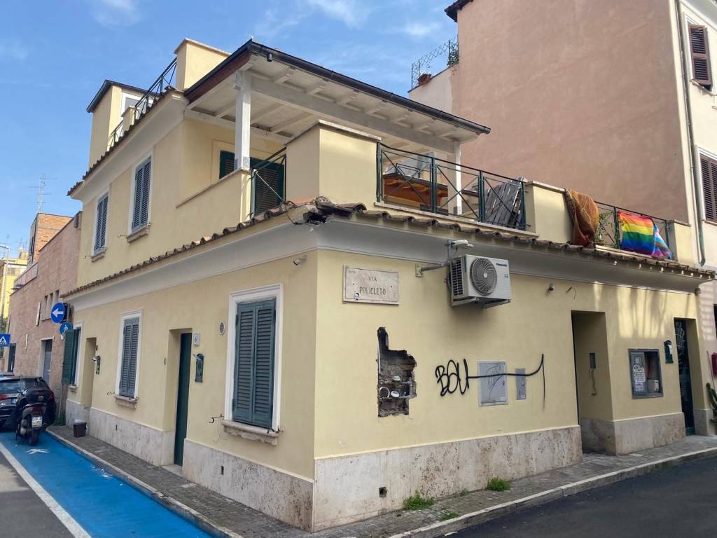 appartamento in vendita a Roma