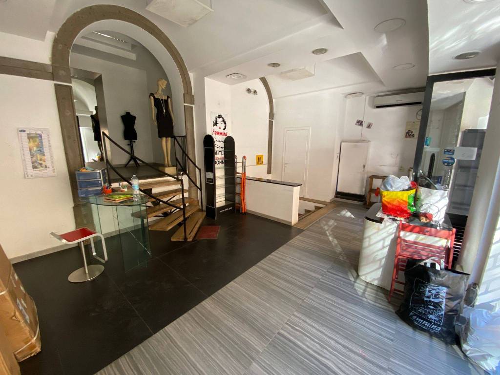 negozio in vendita a Roma in zona Trieste